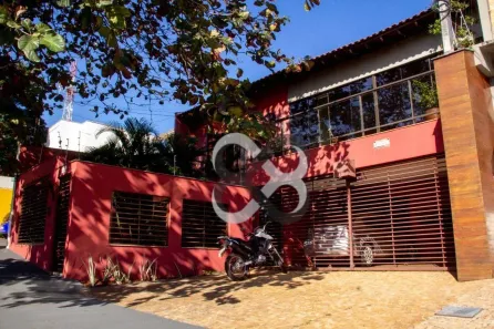 Sobrado com 5 Quartos à venda, 370m² no Jardim Presidente, Londrina