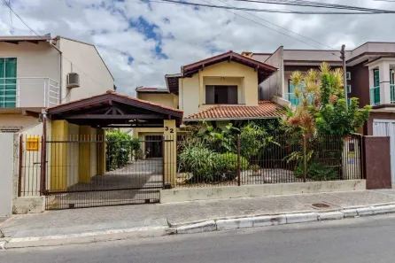 Casa com 3 Quartos à venda, 250m² no São João, Itajaí