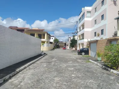 Apartamento com 4 Quartos para venda ou aluguel, 130m² no Centro, Alagoinhas
