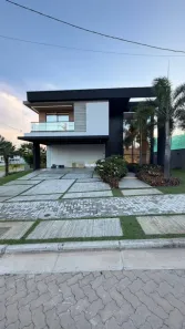 Casa de Condomínio com 5 Quartos à venda, 380m² no Cidade Alpha, Eusébio