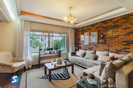 Casa com 3 Quartos à venda, 302m² no Espírito Santo, Porto Alegre