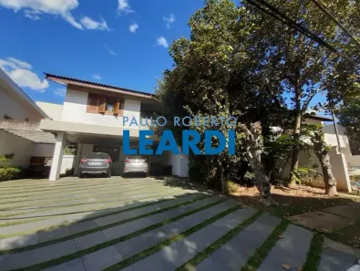 Casa de Condomínio com 4 Quartos para alugar, 400m² no Alphaville Residencial Um, Barueri