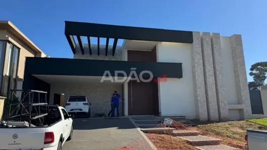 Casa com 4 Quartos à venda, 337m² no Setor Central, Goiânia