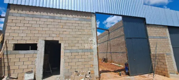 Galpão/Depósito/Armazém para alugar, 560m² no Jaraguá, Montes Claros