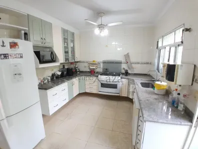 Casa com 3 Quartos à venda, 330m² no Jardim Paraíso, São José dos Campos