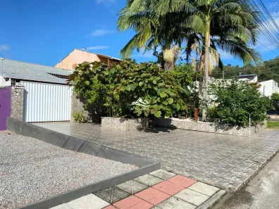 Casa com 4 Quartos à venda, 150m² no São Sebastião, Palhoça