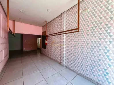 Ponto Comercial para alugar, 71m² no Centro, Divinópolis