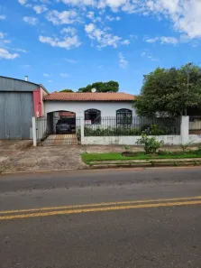 Casa com 3 Quartos à venda, 128m² no Zona 06, Maringá