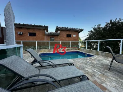 Casa com 3 Quartos à venda, 211m² no Vila Mathias, Santos