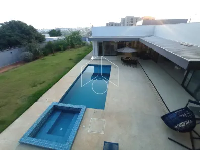 Casa com 4 Quartos para alugar, 1220m² no Centro (Lácio), Marília
