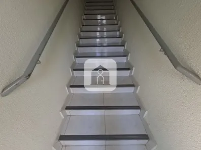 Apartamento com 2 Quartos para alugar, 59m² no Presidente Roosevelt, Uberlândia
