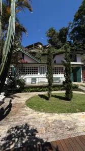 Casa com 5 Quartos à venda, 234m² no Quarteirão Ingelheim, Petrópolis