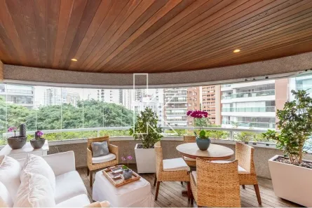 Apartamento com 3 Quartos à venda, 243m² no Vila Uberabinha, São Paulo