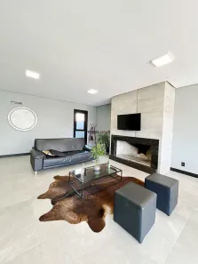 Casa de Condomínio com 2 Quartos à venda, 223m² no Niterói, Canoas