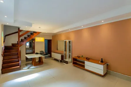 Casa com 4 Quartos à venda, 220m² no Vila Ipojuca, São Paulo