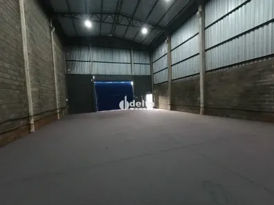 Ponto Comercial para alugar, 310m² no Dona Zulmira, Uberlândia