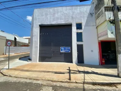 Galpão/Depósito/Armazém para alugar, 250m² no Palmital, Marília