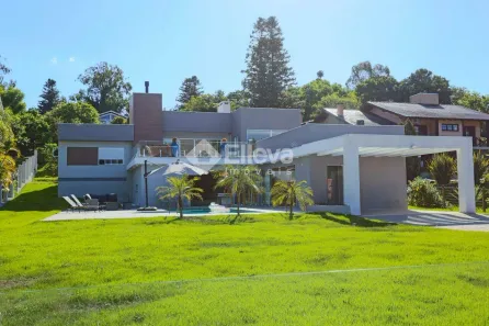 Casa com 3 Quartos à venda, 420m² no Condomínio Campestre Paragem dos Verdes Campos (Barro Vermelho), Gravataí