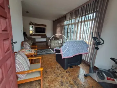 Sobrado com 4 Quartos à venda, 188m² no Capão Redondo, São Paulo