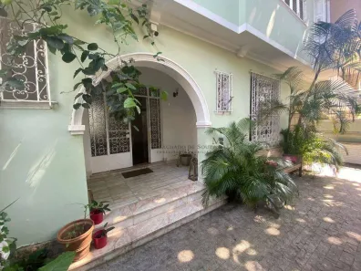 Casa com 4 Quartos para alugar, 430m² no Urca, Rio de Janeiro