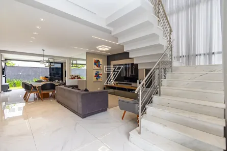 Casa de Condomínio com 4 Quartos à venda, 260m² no São Braz, Curitiba