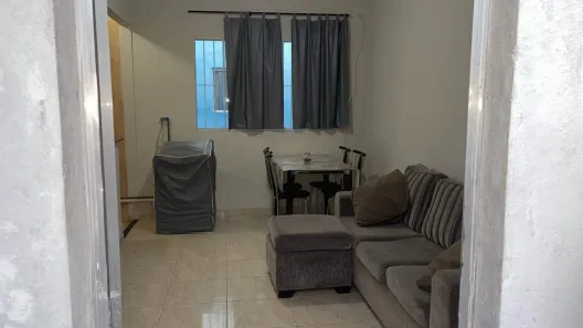 Casa com 2 Quartos para alugar, 80m² no Glória, Belo Horizonte