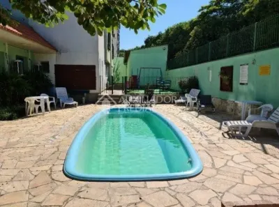 Apartamento com 2 Quartos à venda, 69m² no Jardim do Salso, Porto Alegre