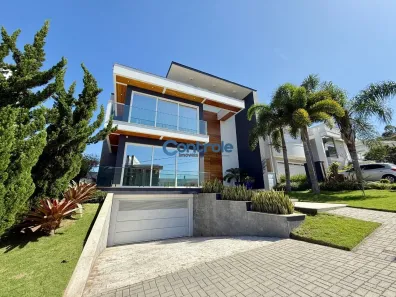 Casa de Condomínio com 3 Quartos à venda, 360m² no Pedra Branca, Palhoça