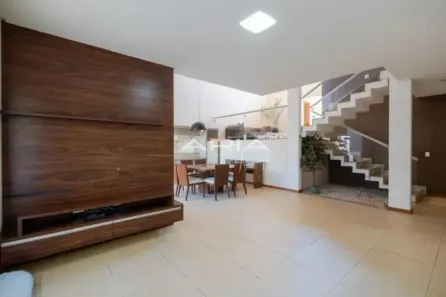 Casa de Condomínio com 3 Quartos para alugar, 247m² no Esperança, Londrina