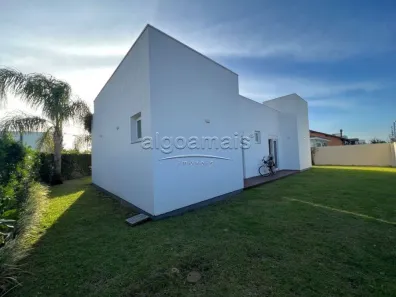 Casa de Condomínio com 4 Quartos à venda, 175m² no , Xangri-Lá