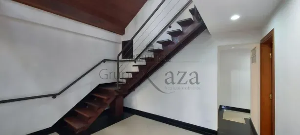 Imóvel Comercial com 4 Quartos à venda, 120m² no Vila Adyana, São José dos Campos