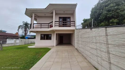 Casa com 3 Quartos à venda, 184m² no Carianos, Florianópolis