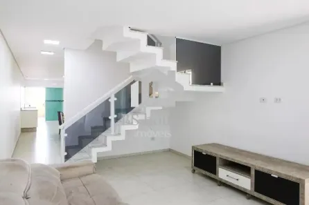 Sobrado com 4 Quartos para alugar, 302m² no Parque Oratório, Santo André