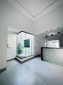 Casa com 3 Quartos à venda, 104m² no Parque Tarumã, Maringá
