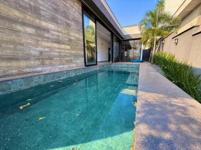 Casa de Condomínio com 3 Quartos à venda, 190m² no Residencial Balneário, Goiânia
