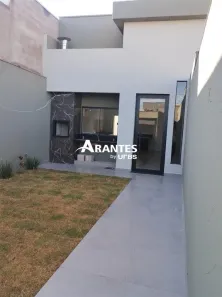 Casa com 3 Quartos à venda, 82m² no Laranjeiras, Uberlândia