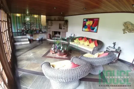 Casa com 3 Quartos à venda, 600m² no Albuquerque, Teresópolis