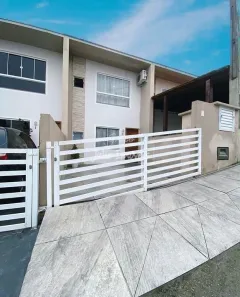 Casa com 2 Quartos à venda, 62m² no Ponta Russa, Brusque