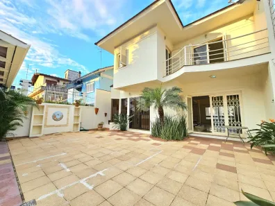 Casa com 3 Quartos à venda, 298m² no Marechal Rondon, Canoas