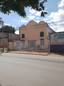 Galpão/Depósito/Armazém com 4 Quartos à venda, 360m² no Esplanada do Anicuns, Goiânia
