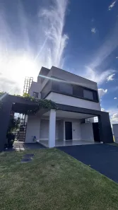 Casa de Condomínio com 4 Quartos para alugar, 180m² no Jardins Parma, Senador Canedo