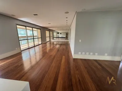 Apartamento com 3 Quartos para venda ou aluguel, 212m² no Vila Suzana, São Paulo