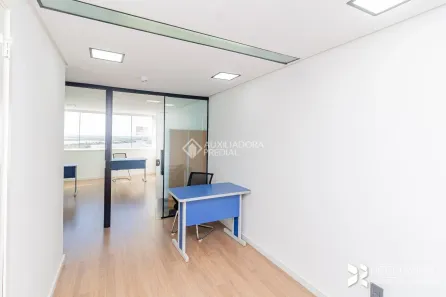 Sala Comercial para alugar, 30m² no Centro Histórico, Porto Alegre