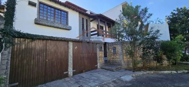 Casa de Condomínio com 3 Quartos à venda, 250m² no Taquara, Rio de Janeiro