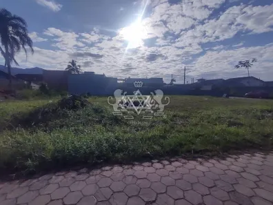 Lote/Terreno à venda, 260m² no Balneário Copacabana, Caraguatatuba