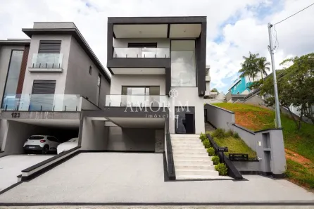 Casa de Condomínio com 4 Quartos à venda, 316m² no Suru, Santana de Parnaíba