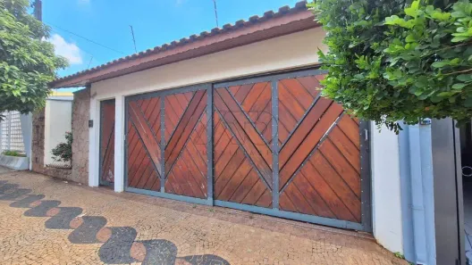 Casa com 4 Quartos à venda, 234m² no Castelinho, Piracicaba