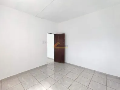 Casa com 1 Quarto para alugar, 50m² no Interlagos, Divinópolis