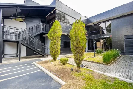 Imóvel Comercial para alugar, 340m² no Hugo Lange, Curitiba