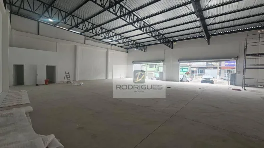 Galpão/Depósito/Armazém para alugar, 207m² no Vila Nogueira, Diadema